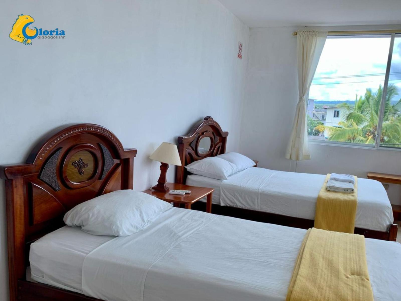 Gloria - Galapagos Inn Puerto Ayora  Bagian luar foto